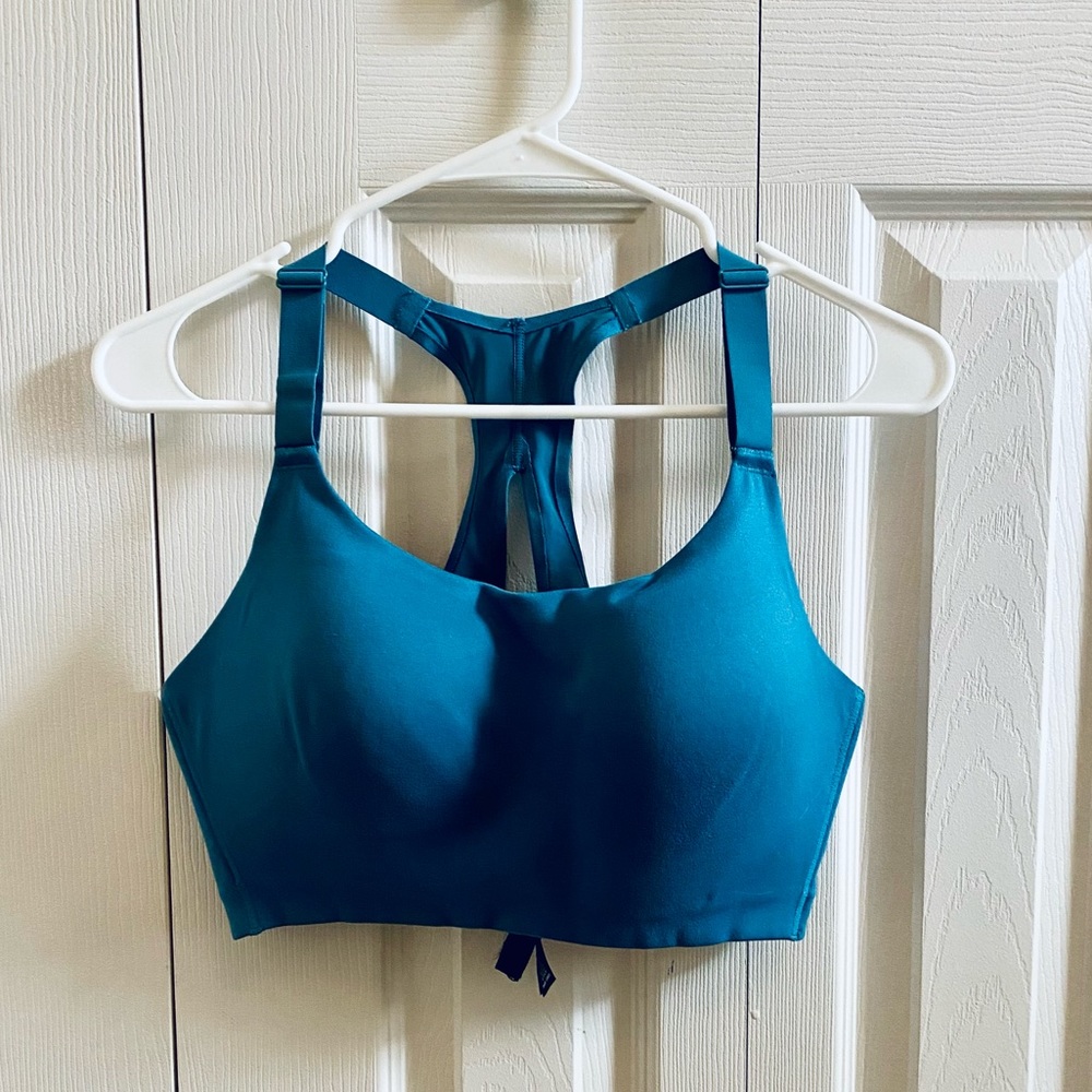 Victoria Secret Sports Bra